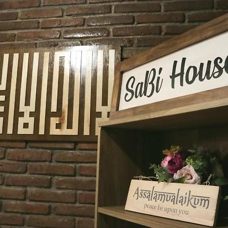 Sabi Guest House - Strategic Family -Married Couples Only- Hostel In Prawirotaman Yogyakarta Exteriér fotografie