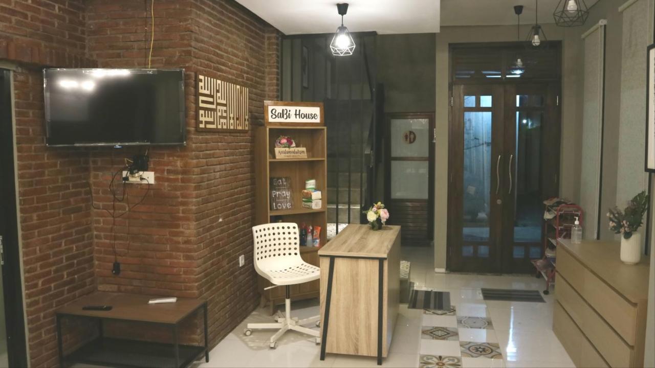 Sabi Guest House - Strategic Family -Married Couples Only- Hostel In Prawirotaman Yogyakarta Exteriér fotografie