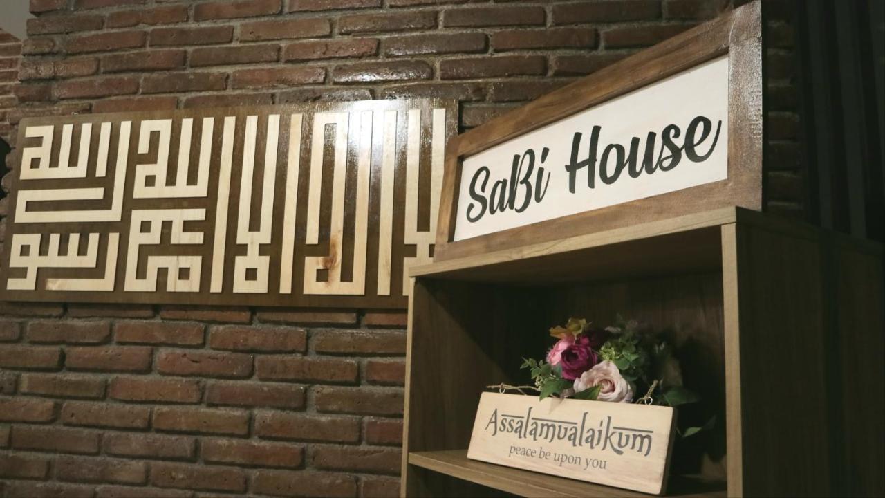 Sabi Guest House - Strategic Family -Married Couples Only- Hostel In Prawirotaman Yogyakarta Exteriér fotografie