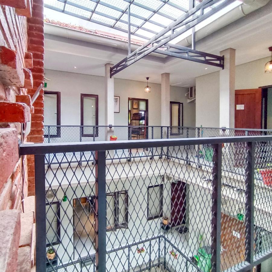Sabi Guest House - Strategic Family -Married Couples Only- Hostel In Prawirotaman Yogyakarta Exteriér fotografie